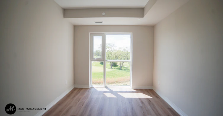 329-50 Herrick Avenue, St. Catharines, ON, L2P 0G3 - 14