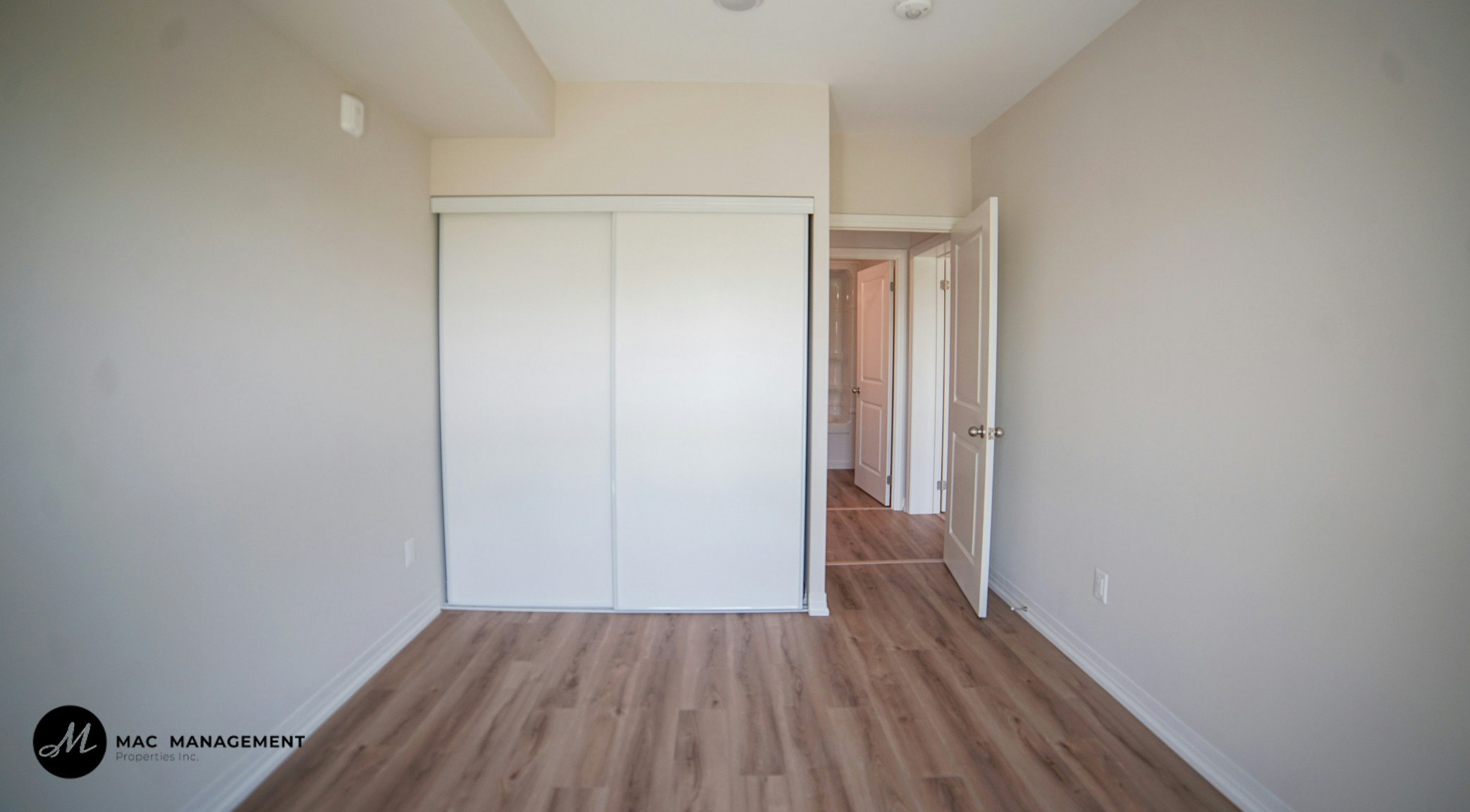 329-50 Herrick Avenue, St. Catharines, ON, L2P 0G3 - 13