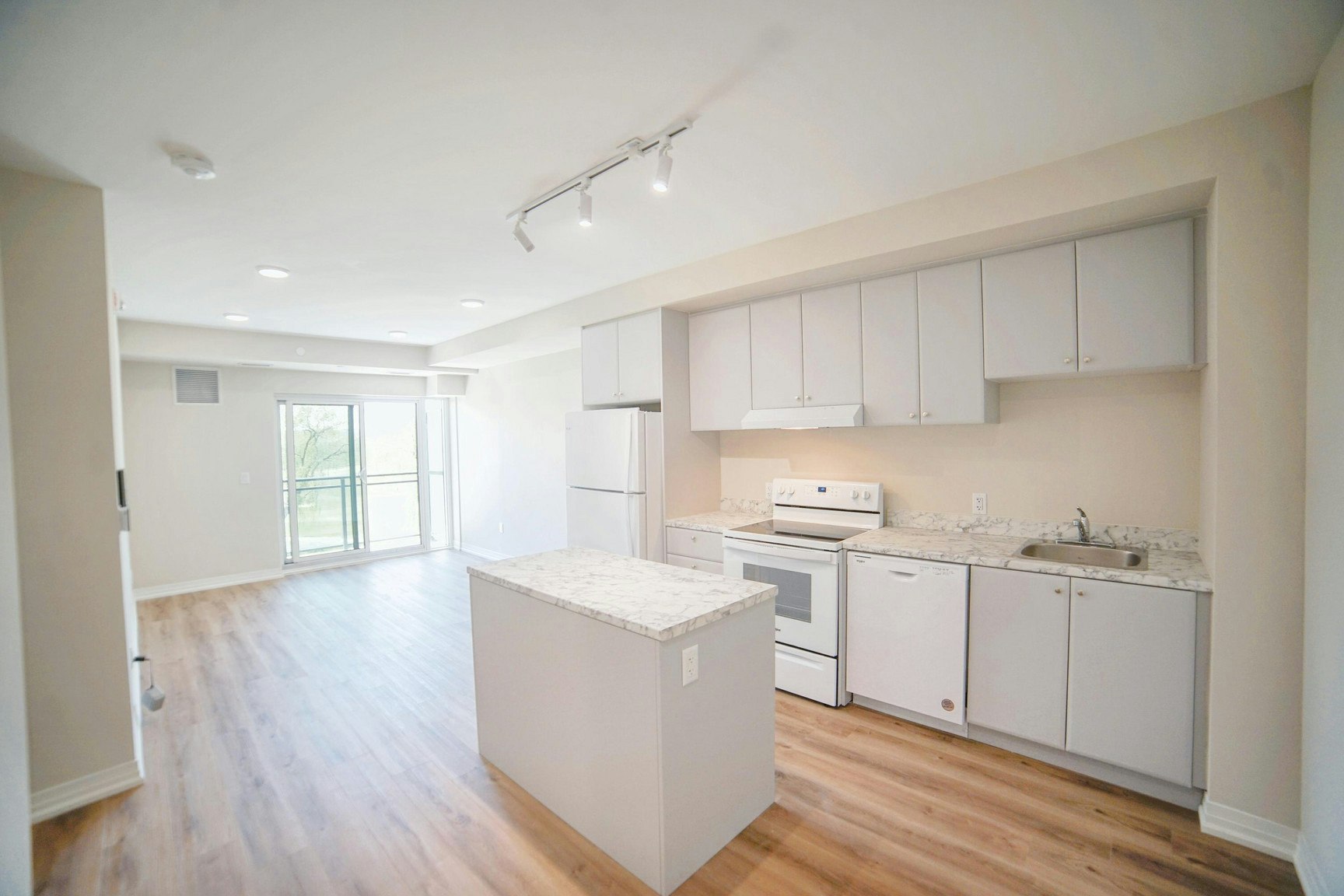329-50 Herrick Avenue, St. Catharines, ON, L2P 0G3 - 36