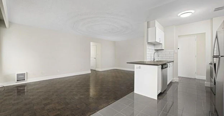 0402-110 Park Road North, Oshawa, ON, L1J 4L3 - 5