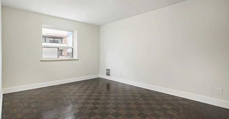 0404-110 Park Road North, Oshawa, ON, L1J 4L3 - 9