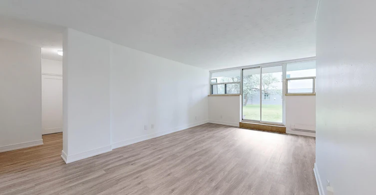 0505-124 Park Road North, Oshawa, ON, L1J 4L4 - 8