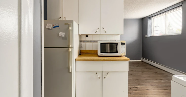 004-10955 106 Street, Edmonton, AB, T5H 2Y3 - 6