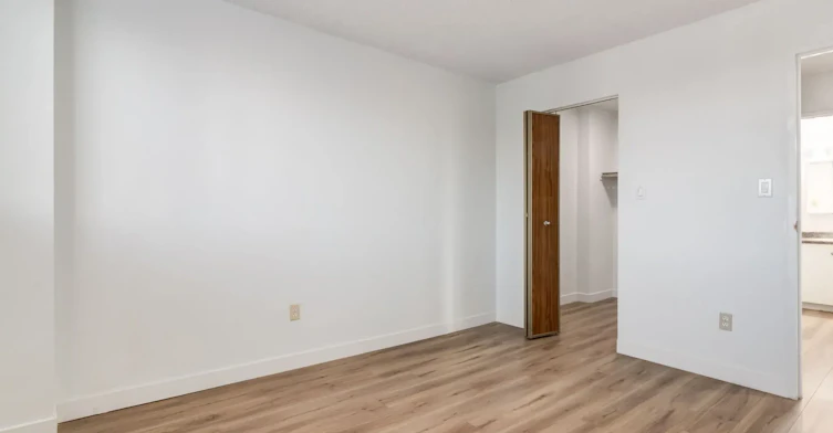 503-505 56 Avenue SW, Calgary, AB, T2V 0G6 - 16