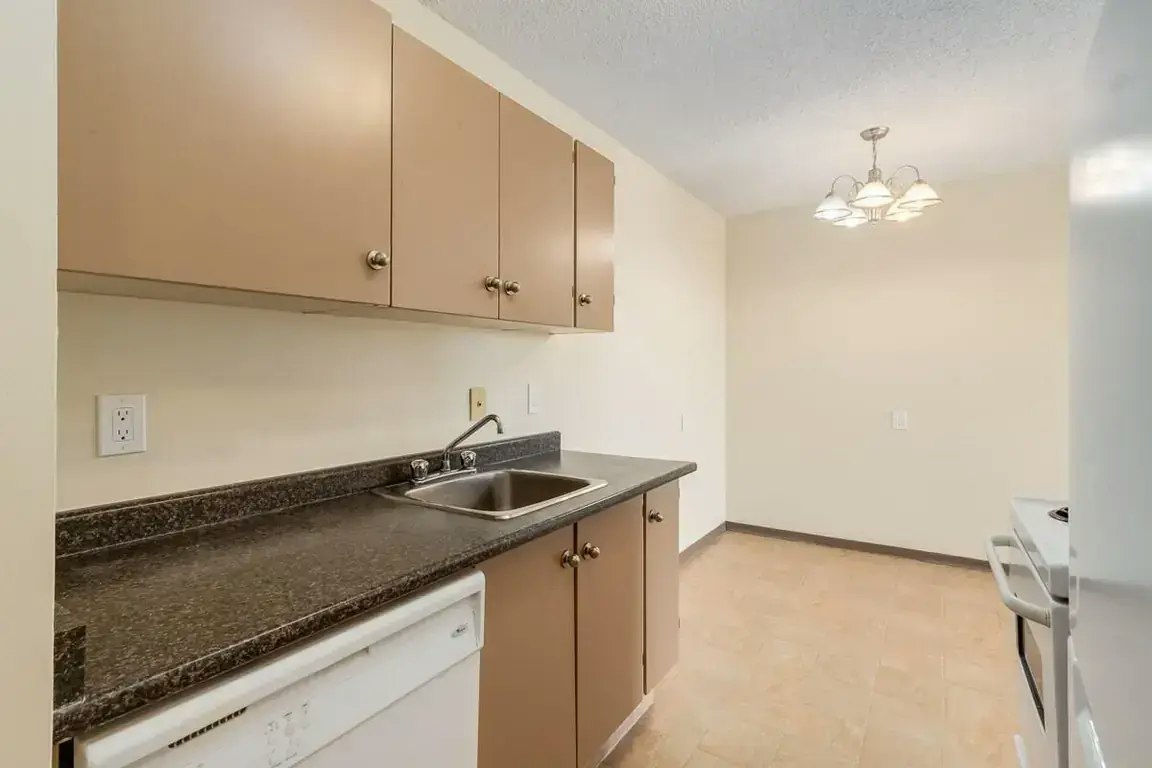 309-505 56 Avenue SW, Calgary, AB, T2V 0G6 - 37