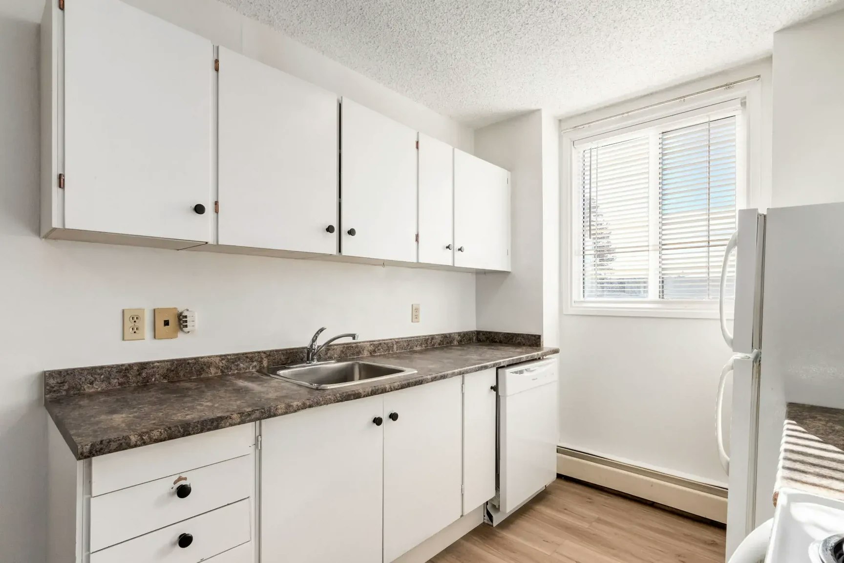 309-505 56 Avenue SW, Calgary, AB, T2V 0G6 - 5