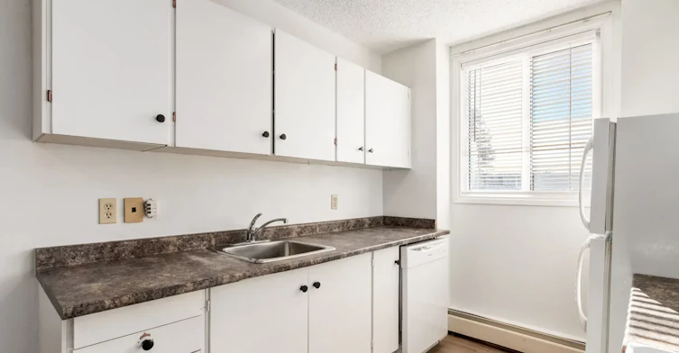 309-505 56 Avenue SW, Calgary, AB, T2V 0G6 - 5