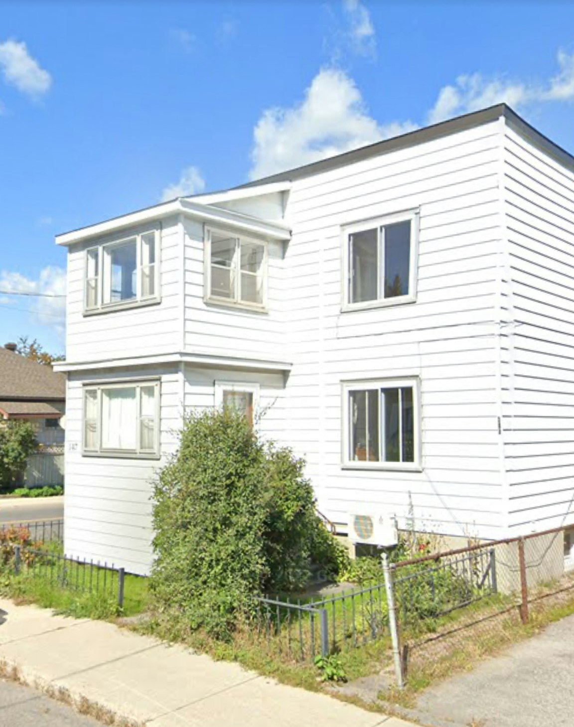 2-147 Carillon Street, Ottawa, ON, K1L 5X9