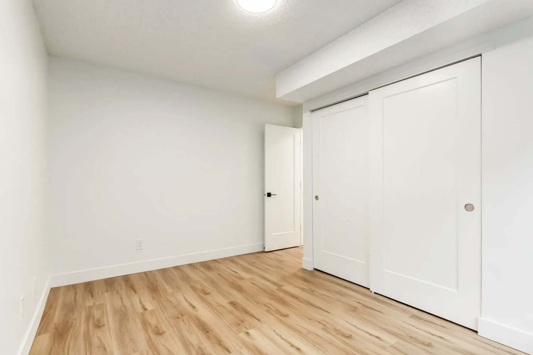 205-2404 16a Street SW, Calgary, AB, T2T 4K5 - 41