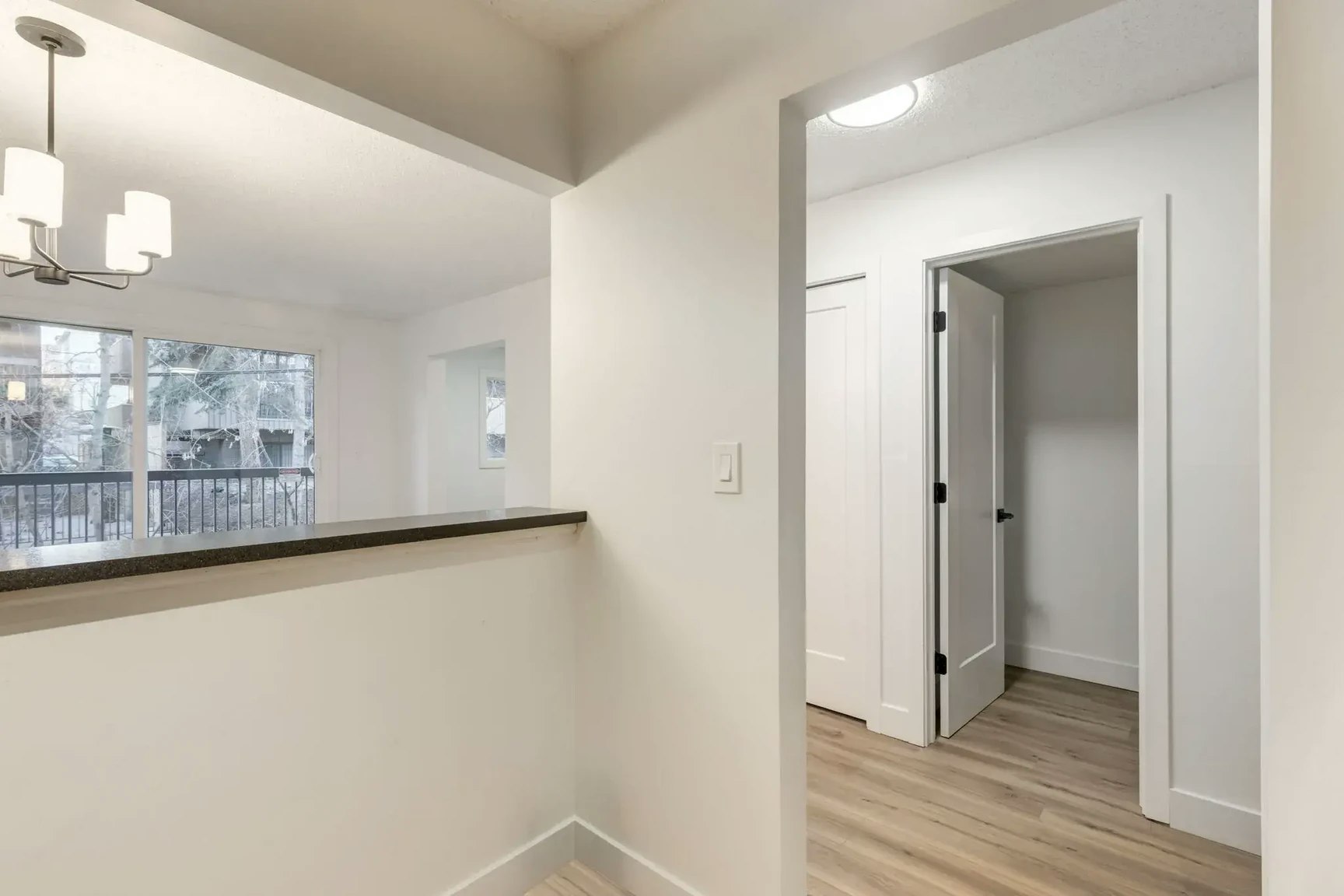 302-2404 16a Street SW, Calgary, AB, T2T 4K5 - 35