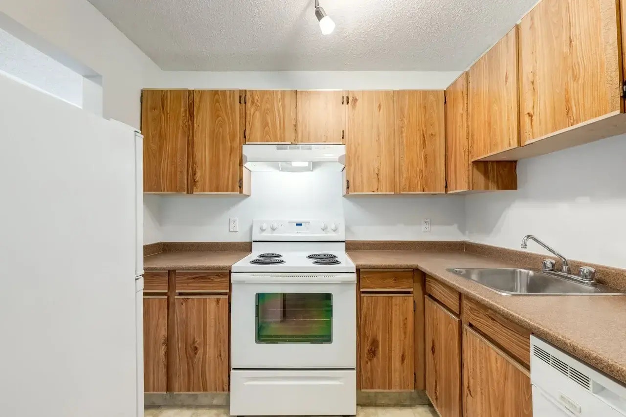 302-2404 16a Street SW, Calgary, AB, T2T 4K5 - 17