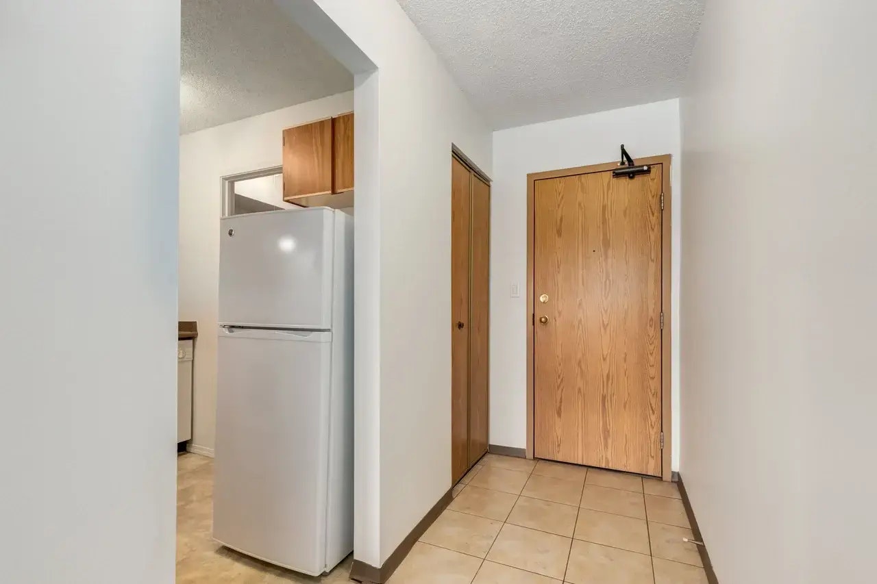 302-2404 16a Street SW, Calgary, AB, T2T 4K5 - 15