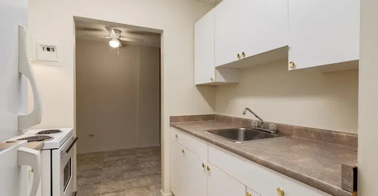 201-606 23 Avenue SW, Calgary, AB, T2S 0J7 - 32