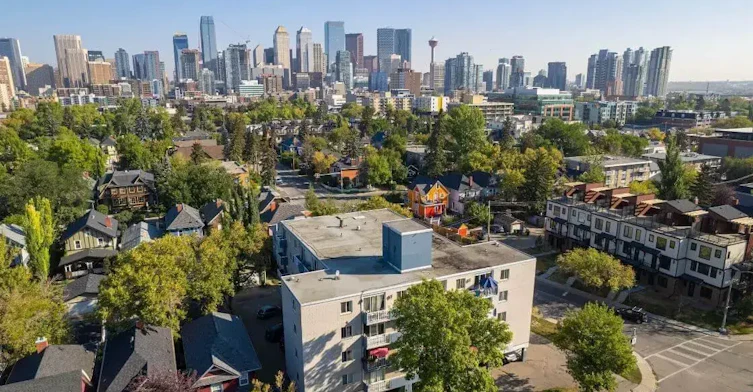 201-606 23 Avenue SW, Calgary, AB, T2S 0J7 - 40