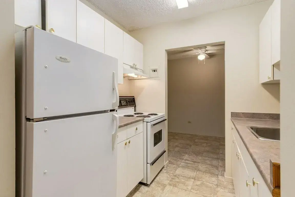 201-606 23 Avenue SW, Calgary, AB, T2S 0J7 - 33