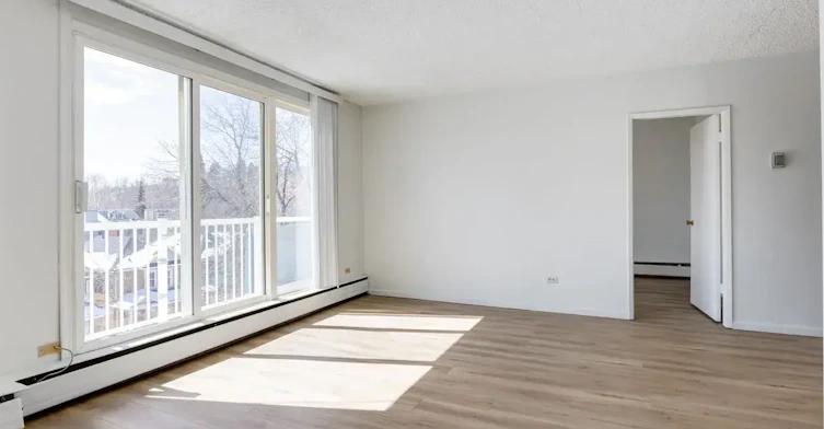 201-606 23 Avenue SW, Calgary, AB, T2S 0J7 - 3