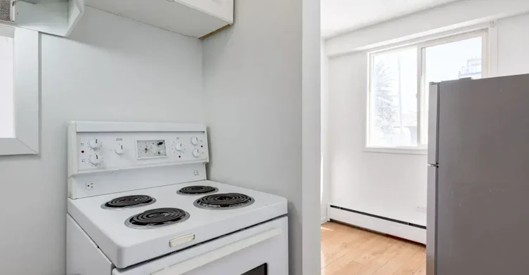201-606 23 Avenue SW, Calgary, AB, T2S 0J7 - 22