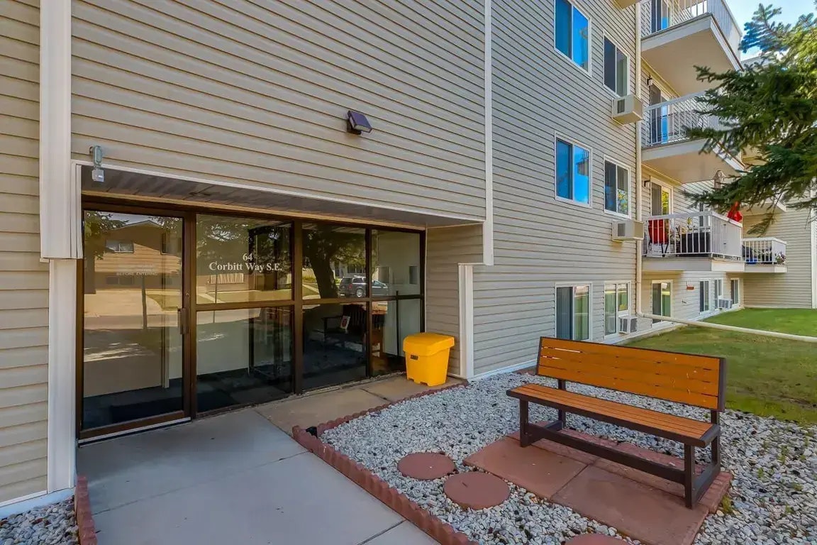 008-66-66 Corbitt Way SE, Medicine Hat, AB, T1B 1V3 - 25