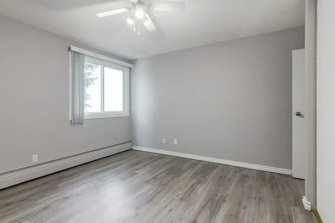 010-64-66 Corbitt Way SE, Medicine Hat, AB, T1B 1V3 - 14