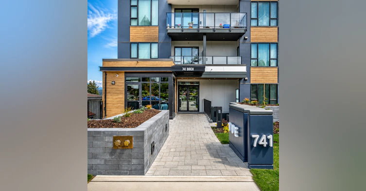 403-741 Birch Street, Campbell River, BC, V9W 0J2 - 2
