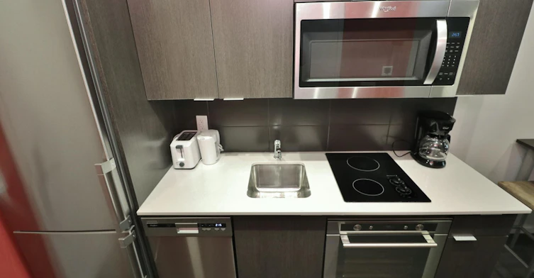 Model 11-105 Champagne Avenue S, Ottawa, ON, K1S 4P3 - 5
