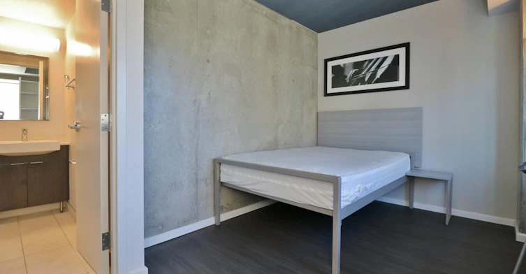 Model 17-105 Champagne Avenue S, Ottawa, ON, K1S 4P3 - 17