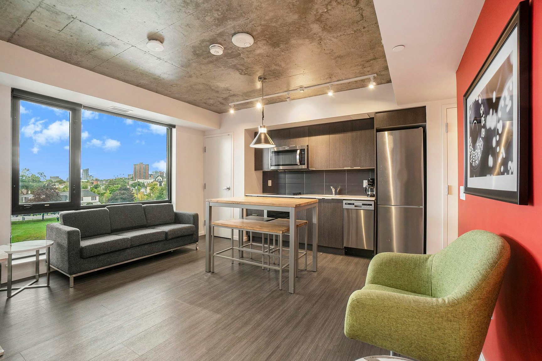Model 03 & 06-105 Champagne Avenue S, Ottawa, ON, K1S 4P3 - 2