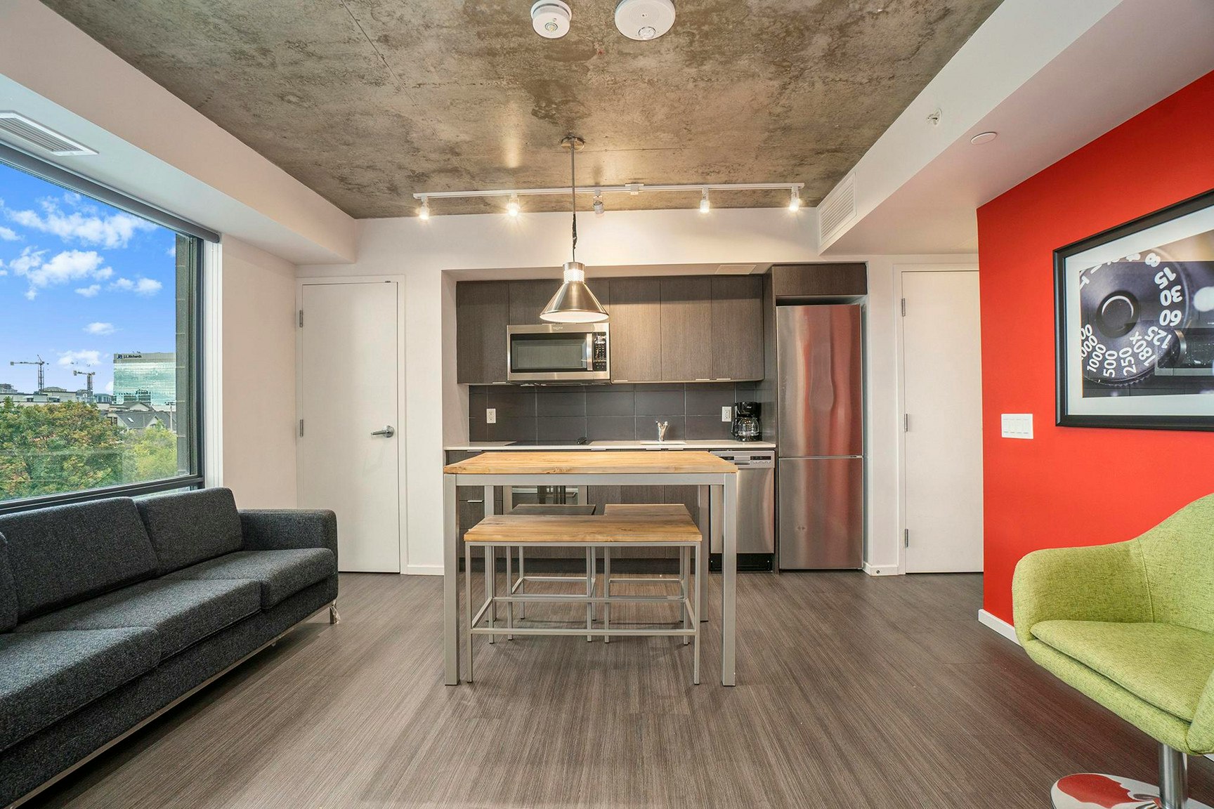 Model 03 & 06-105 Champagne Avenue S, Ottawa, ON, K1S 4P3 - 3