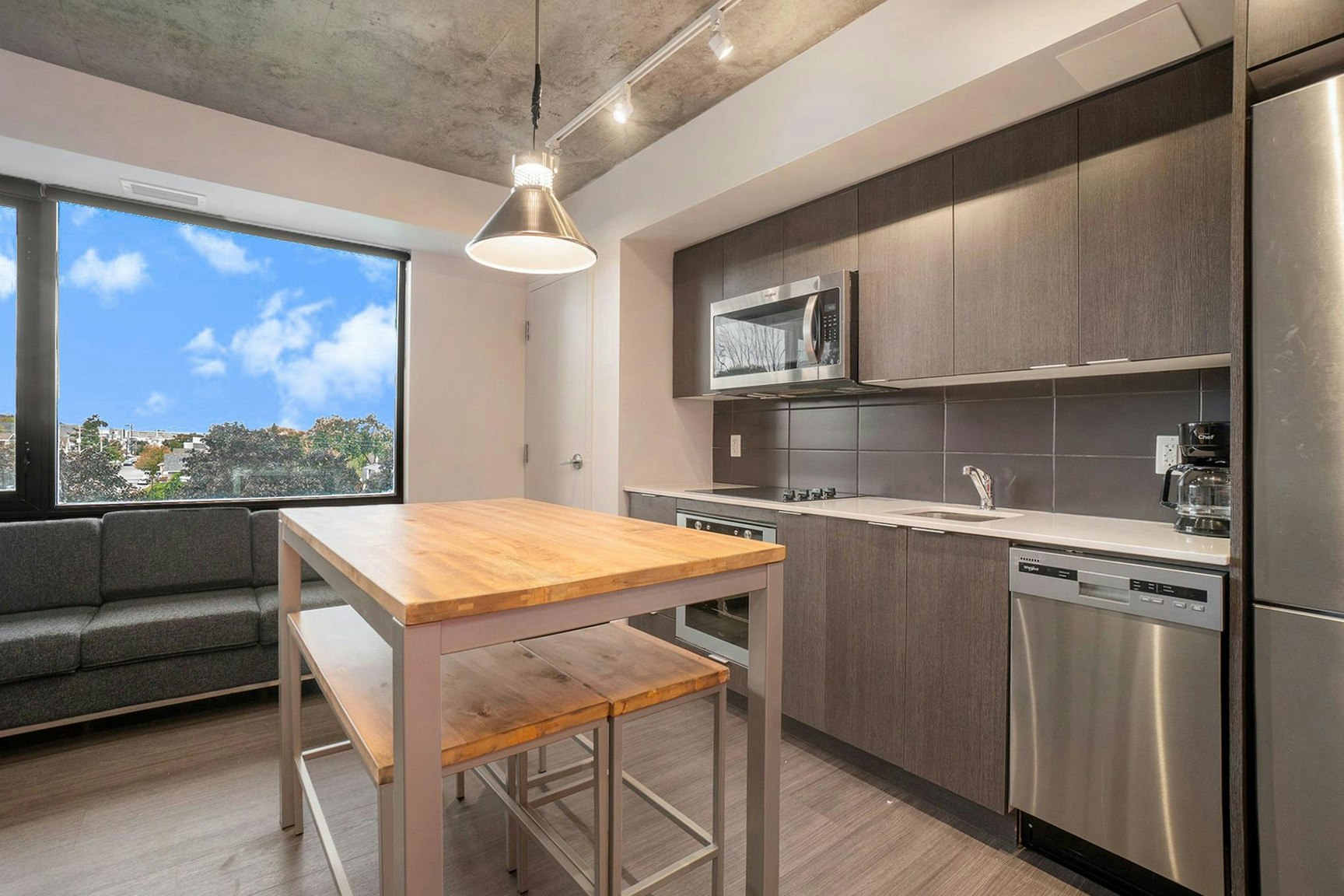 Model 03 & 06-105 Champagne Avenue S, Ottawa, ON, K1S 4P3 - 4