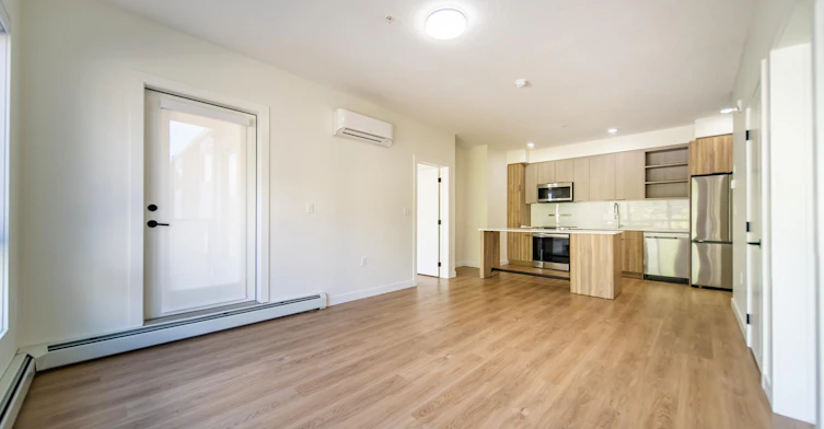 103-320 19th Avenue SW, Calgary, AB, T2S 0C9 - 11