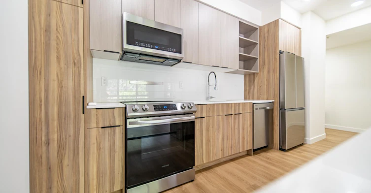 103-320 19th Avenue SW, Calgary, AB, T2S 0C9 - 7