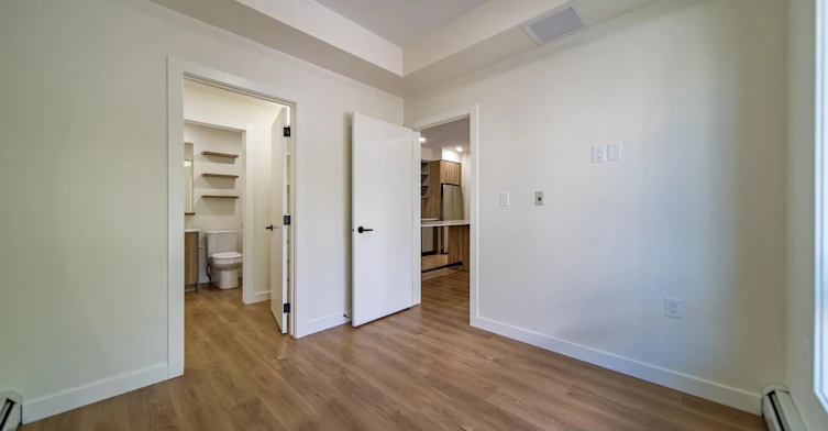 103-320 19th Avenue SW, Calgary, AB, T2S 0C9 - 13