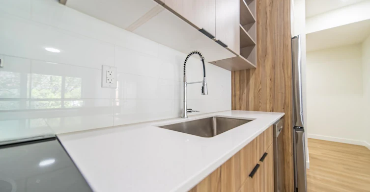 103-320 19th Avenue SW, Calgary, AB, T2S 0C9 - 8