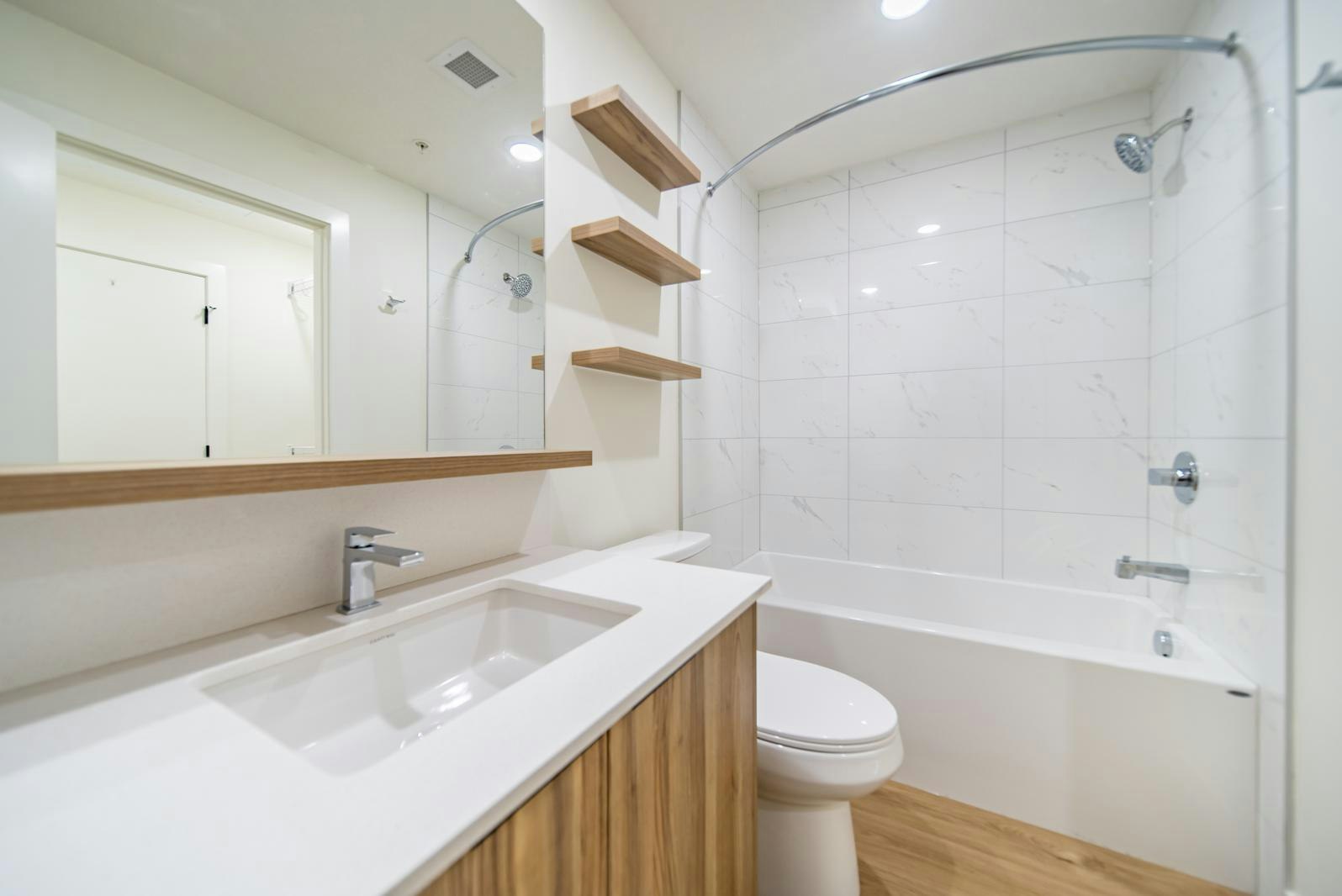 103-320 19th Avenue SW, Calgary, AB, T2S 0C9 - 19