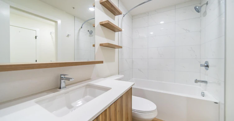 103-320 19th Avenue SW, Calgary, AB, T2S 0C9 - 19