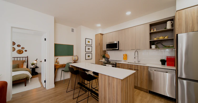 308-320 19th Avenue SW, Calgary, AB, T2S 0C9 - 11