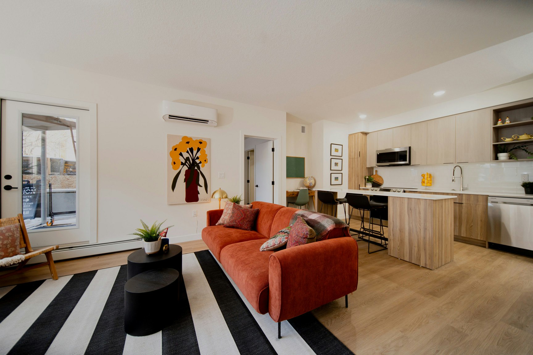 308-320 19th Avenue SW, Calgary, AB, T2S 0C9 - 8