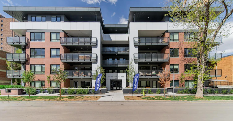 308-320 19th Avenue SW, Calgary, AB, T2S 0C9