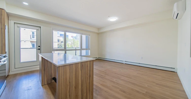 407-320 19th Avenue SW, Calgary, AB, T2S 0C9 - 4