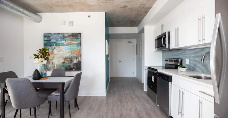 B1-290 Colony Street, Winnipeg, MB, R3C 1B5 - 23