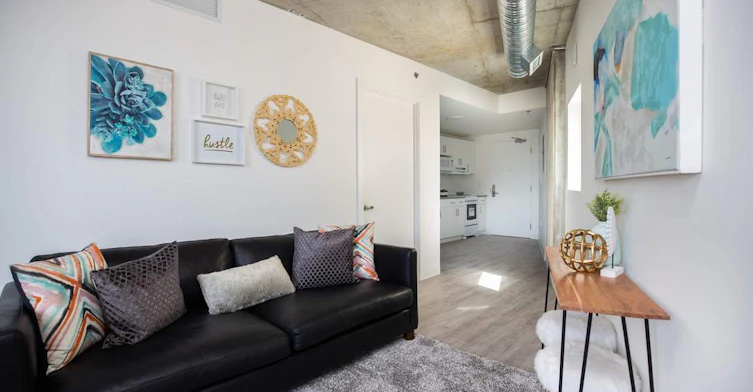 B1-290 Colony Street, Winnipeg, MB, R3C 1B5 - 33