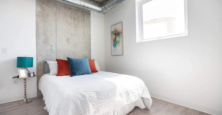 B1-290 Colony Street, Winnipeg, MB, R3C 1B5 - 4