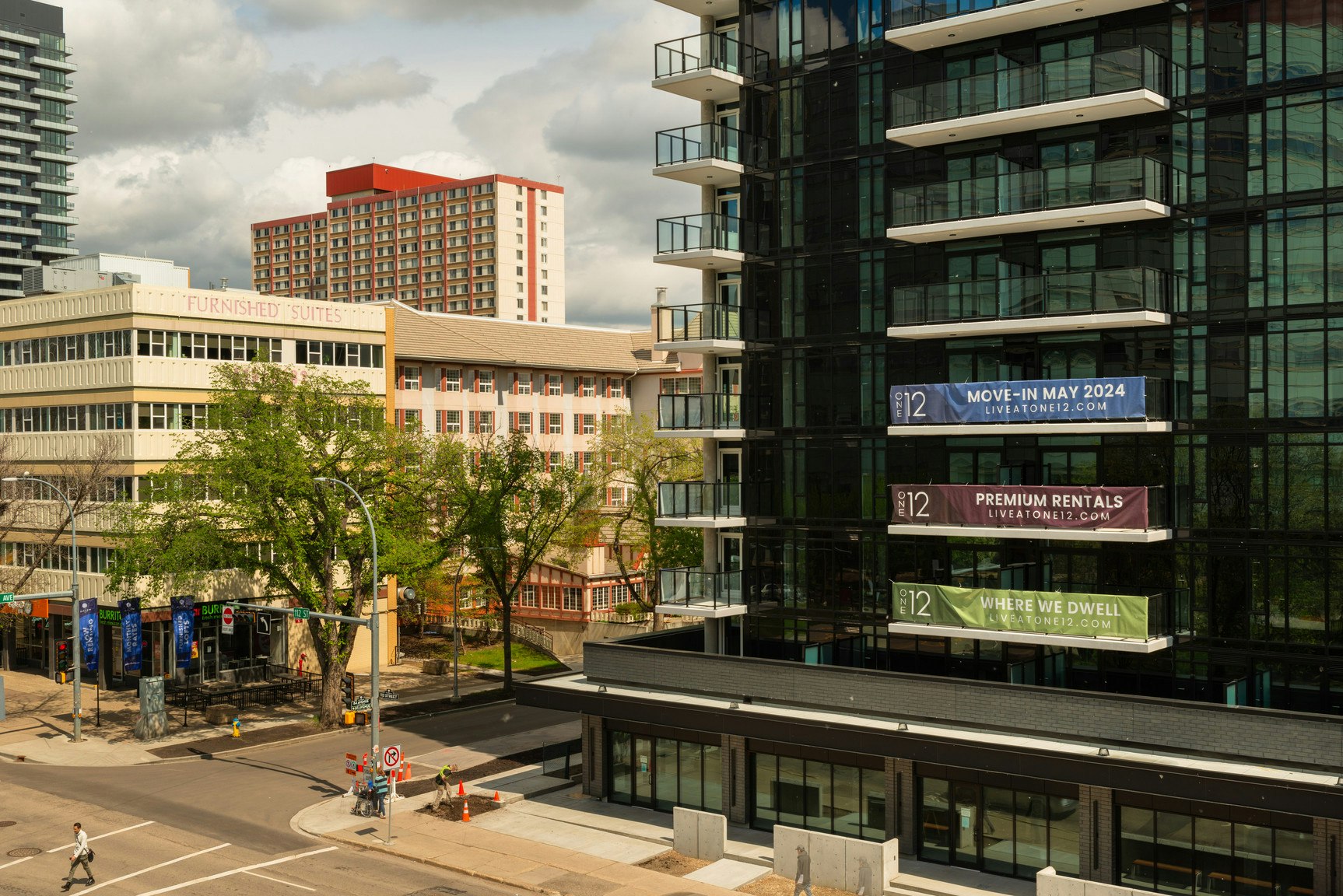 11141 84 Avenue, Edmonton, AB, T6G 2C3 - 24