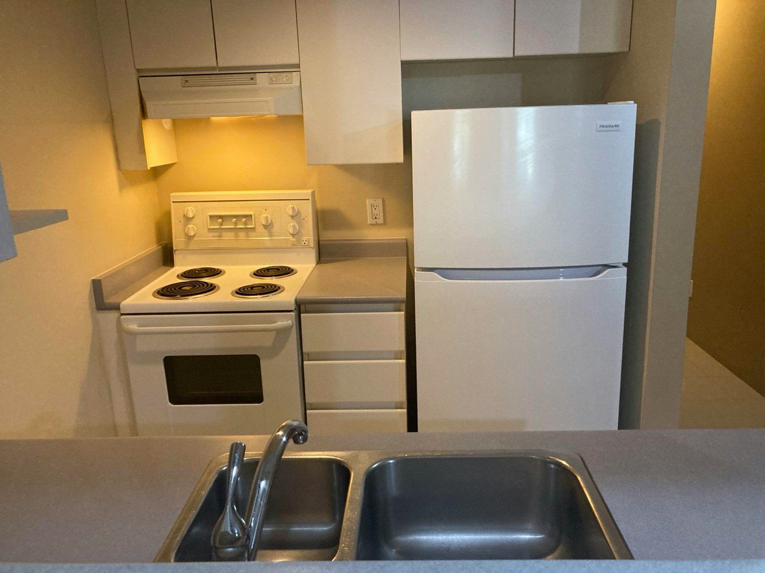 206-3489 Ascot Place, Vancouver, BC, V5R 6B6 - 4