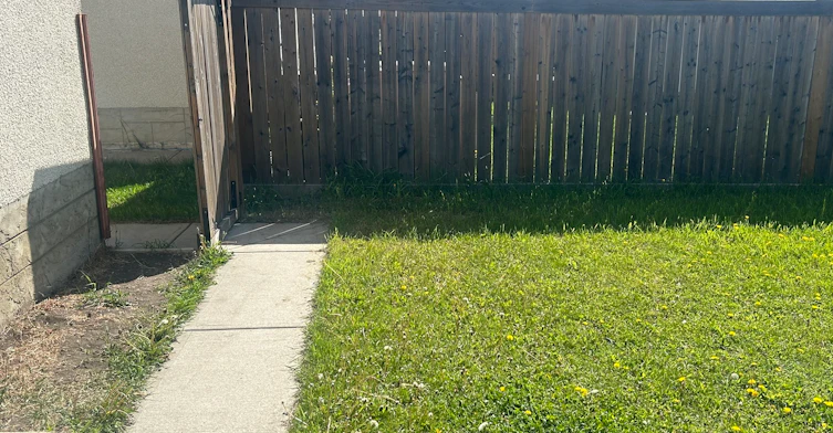 8507 138 Avenue Nw, Edmonton, AB, T5E 2A3 - 2