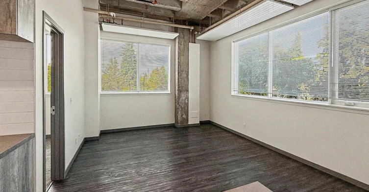 11112 101 Street NW, Edmonton, AB, T5G 2A2 - 25