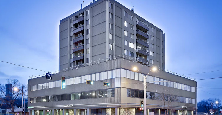 11112 101 Street NW, Edmonton, AB, T5G 2A2 - 15