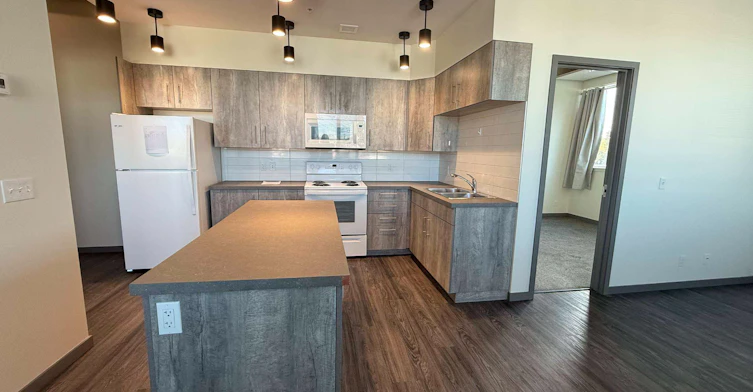 11112 101 Street NW, Edmonton, AB, T5G 2A2 - 21