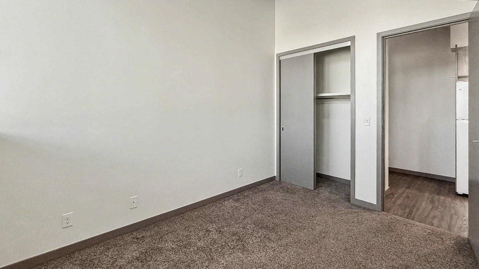 11112 101 Street NW, Edmonton, AB, T5G 2A2 - 23
