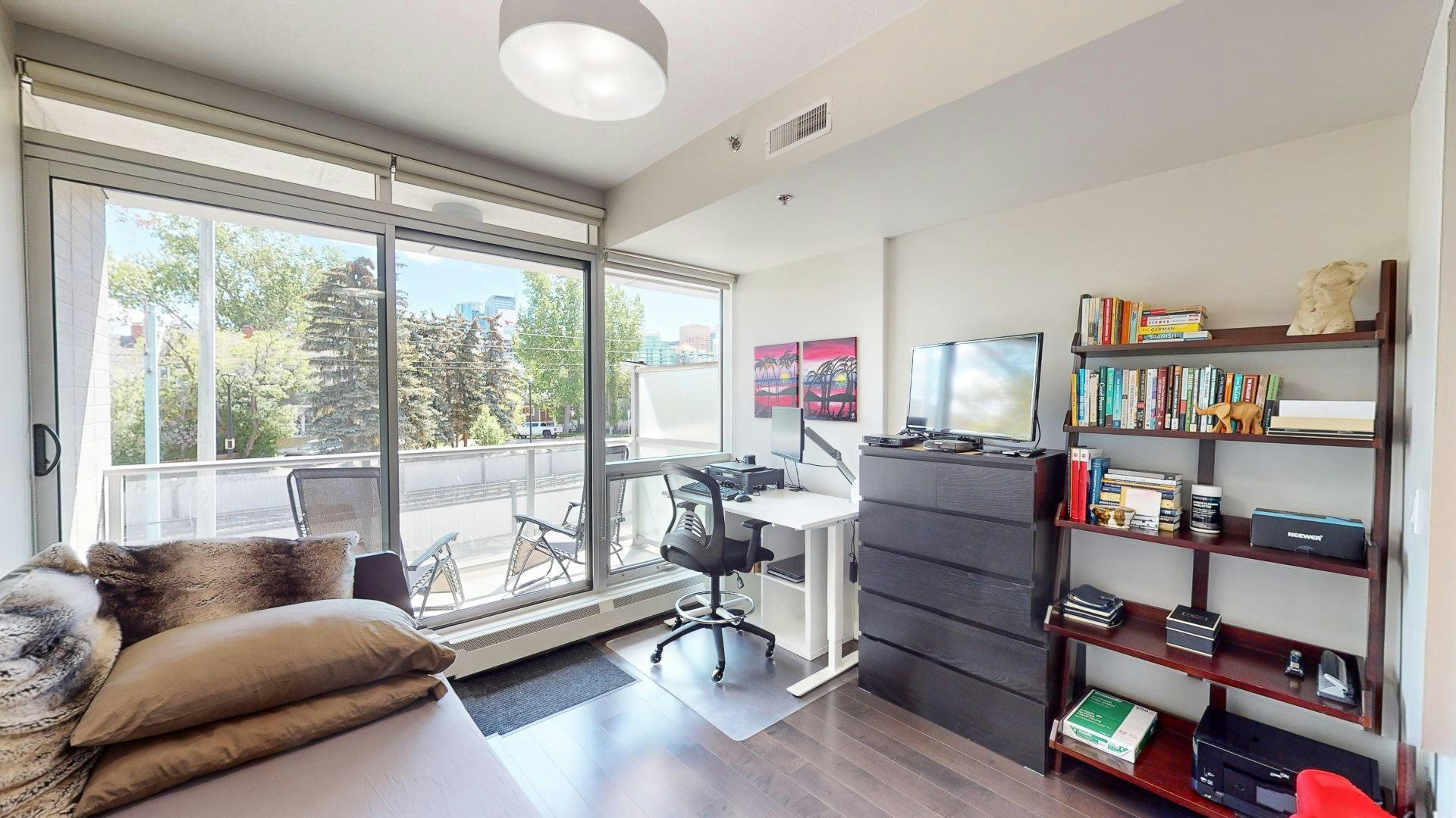 235 9a Street Northwest, Calgary, AB, T2N 4H7 - 10
